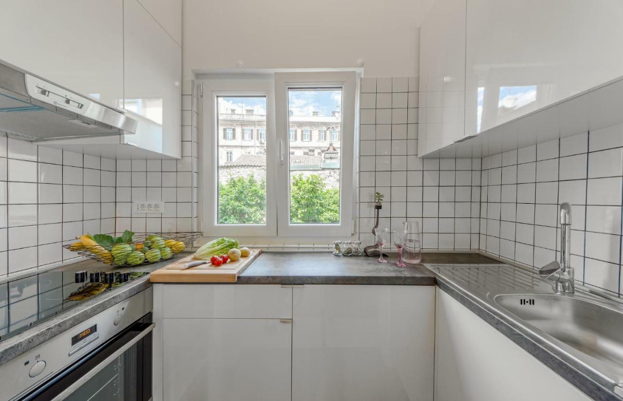 Markaat Apartment Pula Buitenkant foto